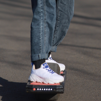 12 بوصة 1500 واط 7Ah لوح التزلج Hoverboard عجلة واحدة